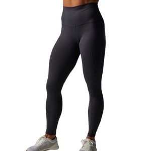 Born Primitive Lift Yourself Up 7/8 High Waisted Leggings Grey